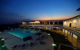 Mwc Club By Downtown